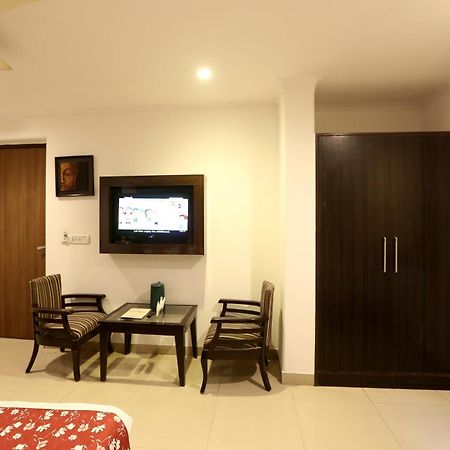 Airport Hotel Chanakya Delhi New Delhi Eksteriør bilde